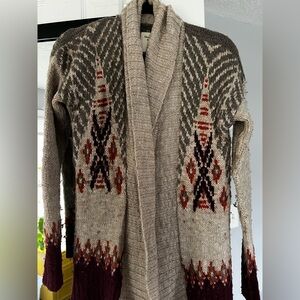 Abercrombie & Fitch Beige and Burgundy Patterned Cardigan